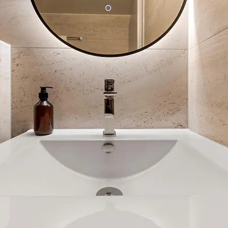 Escapade Thermale & Montagne Aux Tilleuls Lägenhet Saillon